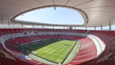 苏丹游戏：资金人力受限，创意奇迹如何诞生？