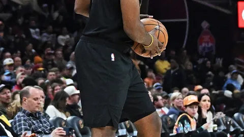 人类首次极端饥饿实验：36名健康志愿者24周苦难经历，饮食恢复揭示惊人事实